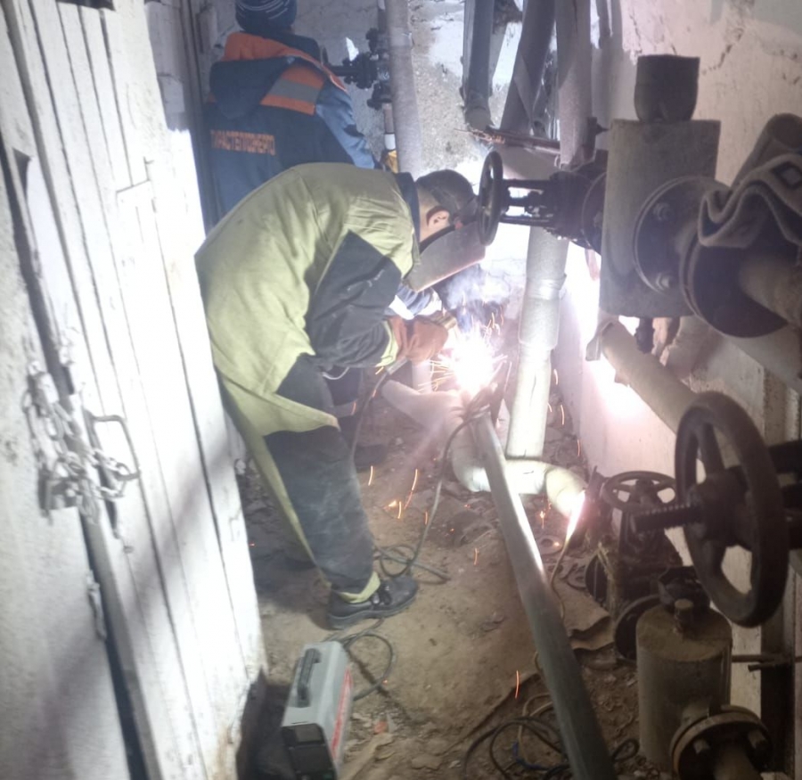 Устранение порыва тепловой сети по ул. Ленина,11 в г. Григориополь