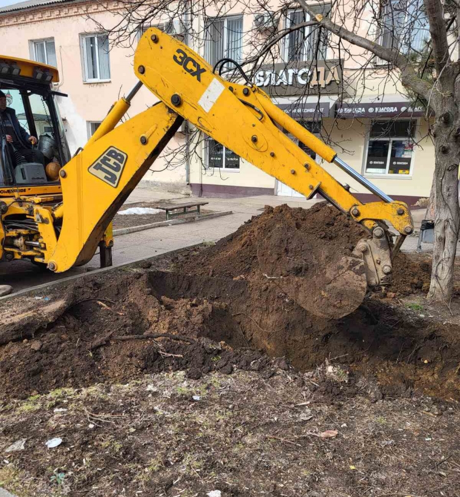 Устранение порыва тепловой сети по ул. К. Цеткин,6 в г. Тирасполь